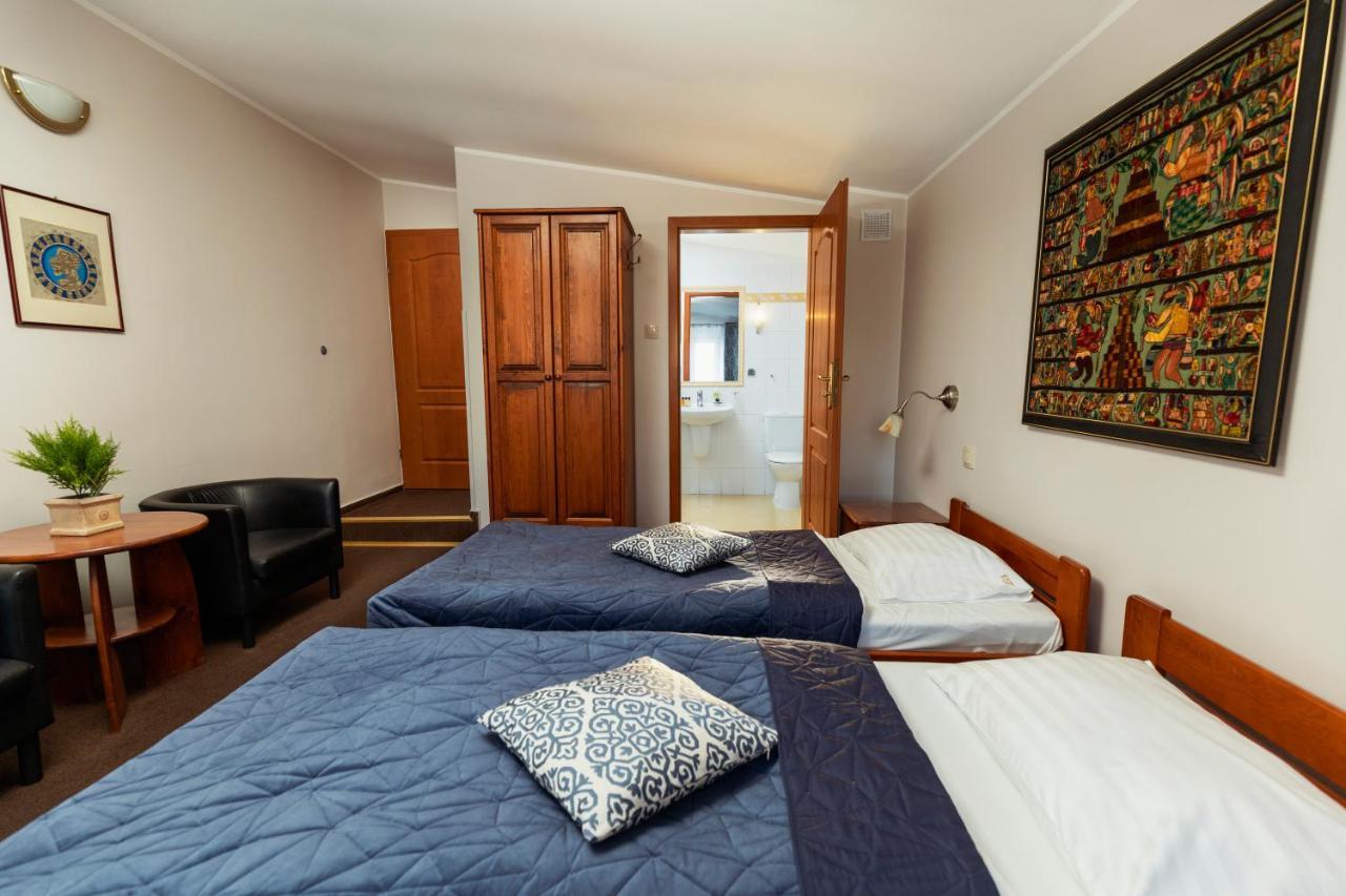 Villa Toscania-Check In 24H พอซนาน ภายนอก รูปภาพ