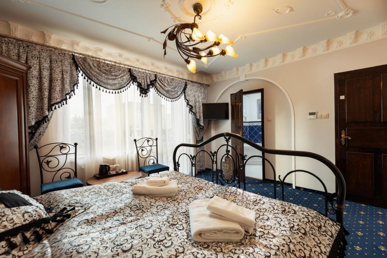 Villa Toscania-Check In 24H พอซนาน ภายนอก รูปภาพ