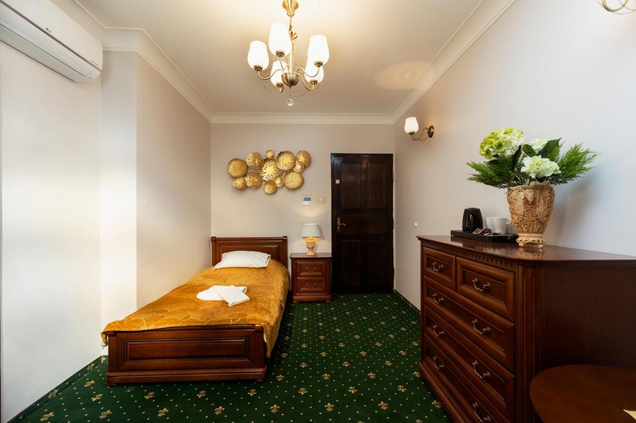 Villa Toscania-Check In 24H พอซนาน ภายนอก รูปภาพ