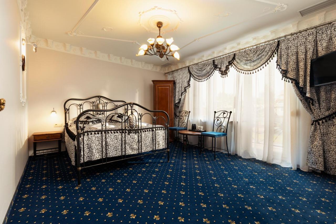 Villa Toscania-Check In 24H พอซนาน ภายนอก รูปภาพ